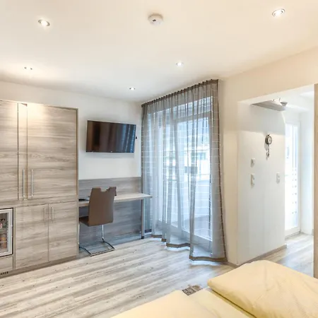 City Zimmer - Appartement Dina Mariner Lienz Exterior photo