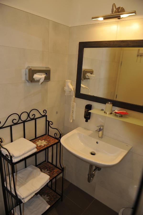 - Dina Mariner Apartahotel Lienz