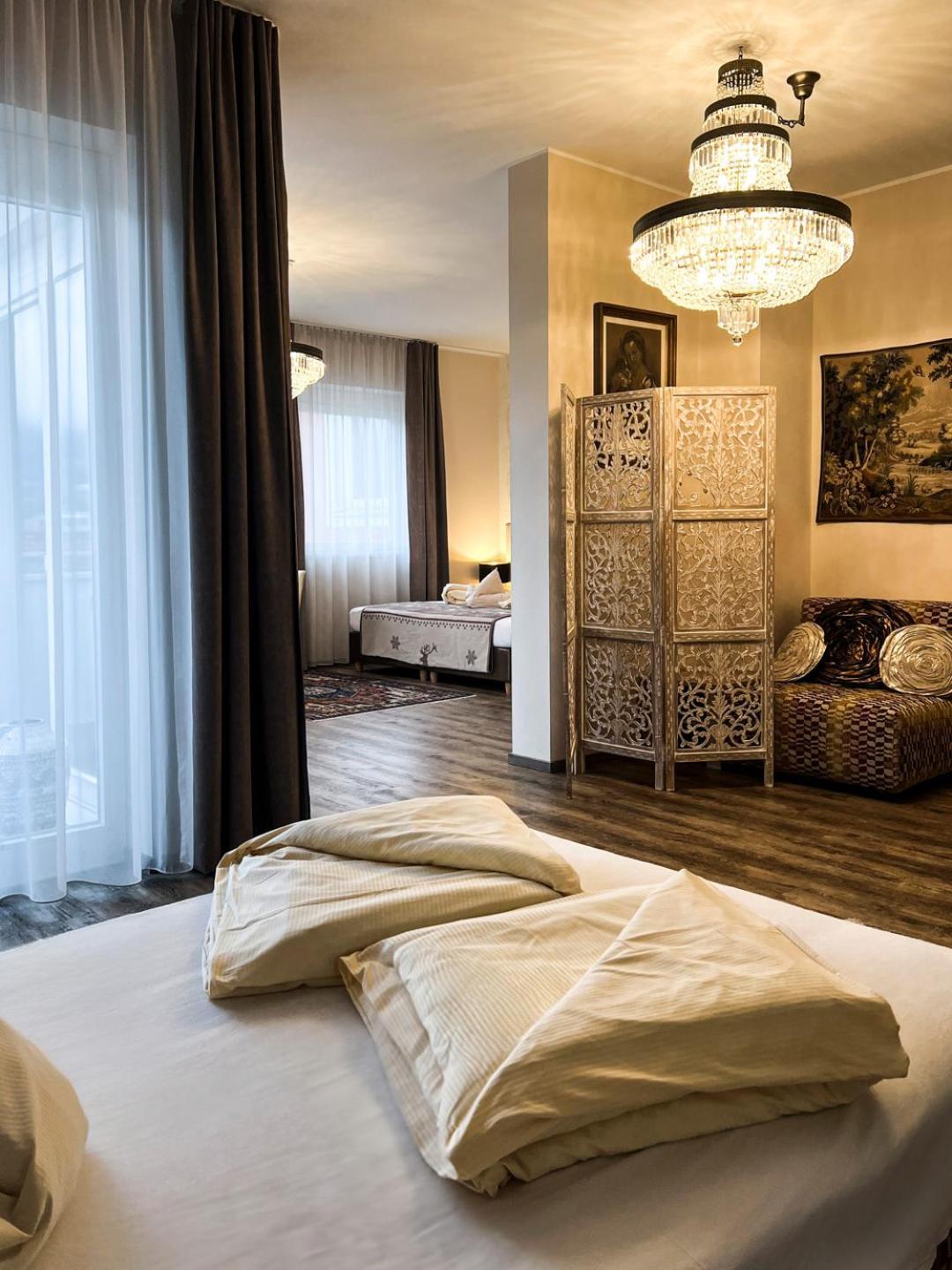 - Dina Mariner Aparthotel